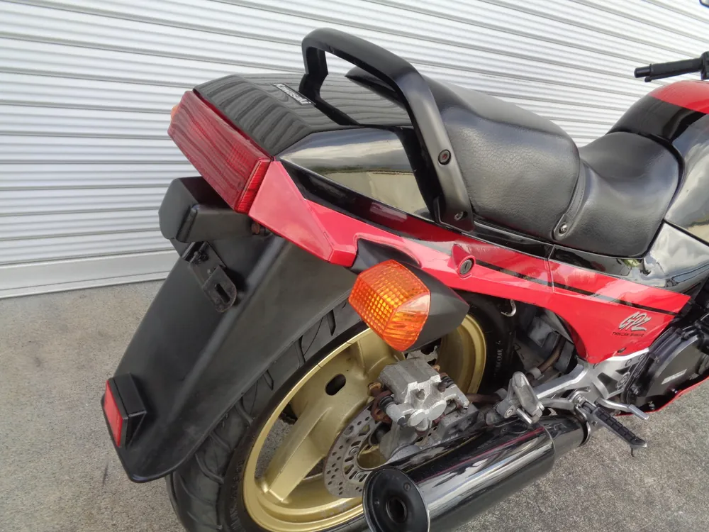 Kawasaki GPZ900R Ninja 1991, black/red, фото 13