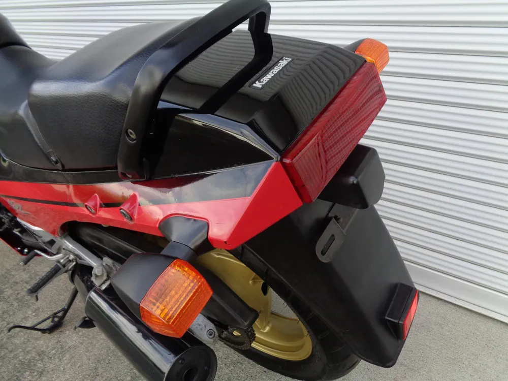 Kawasaki GPZ900R Ninja 1991, black/red, фото 18
