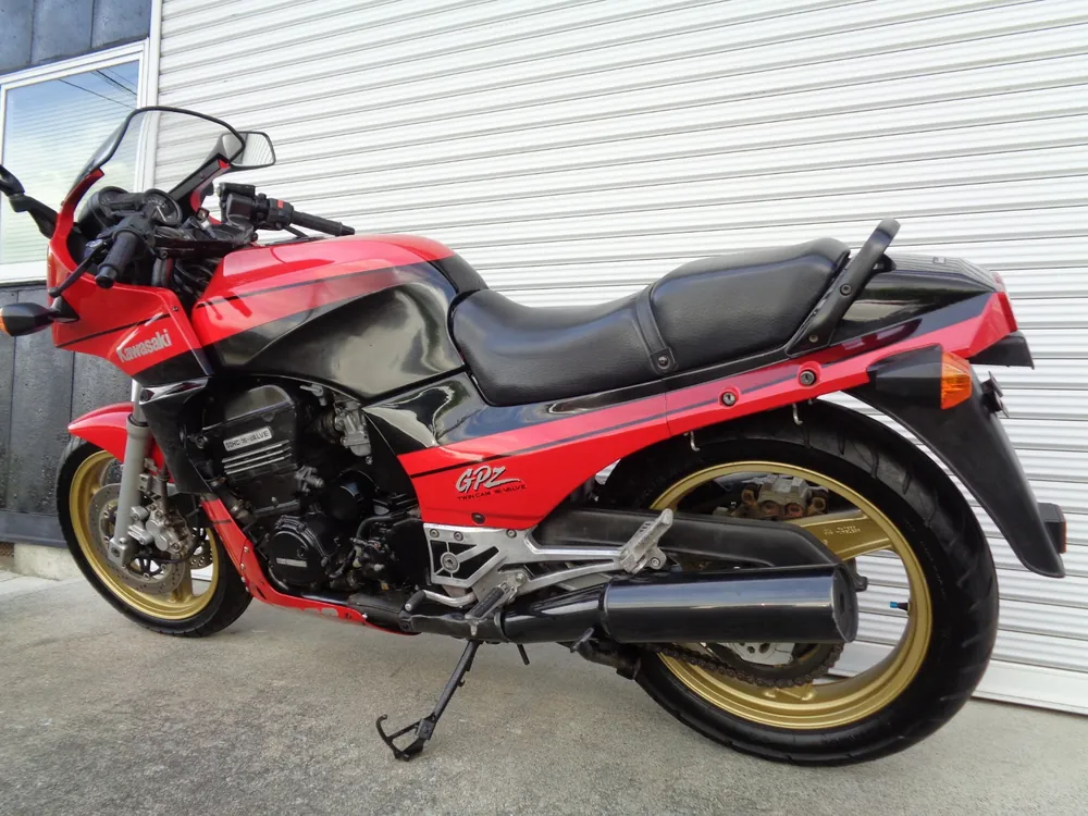 Kawasaki GPZ900R Ninja 1991, black/red, фото 7