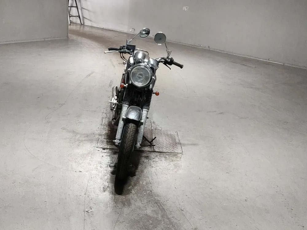 Yamaha SR400 2019, black/red, фото 3