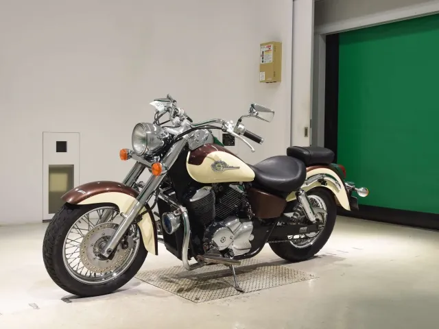Honda Shadow 750 1998, white | light brown, фото 4
