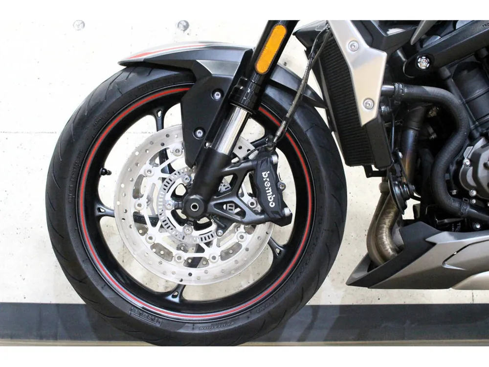 Triumph Street Triple 765 R Low 2020, фото 9