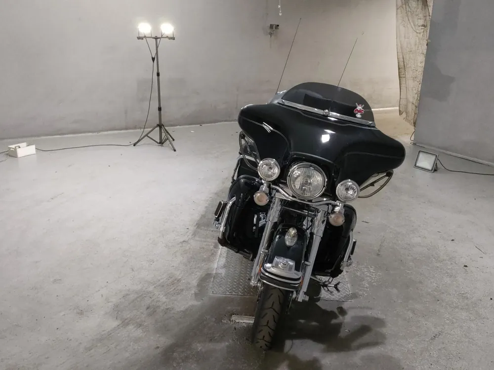 Harley-Davidson FLHTCU1580 2008, чёрный, фото 3