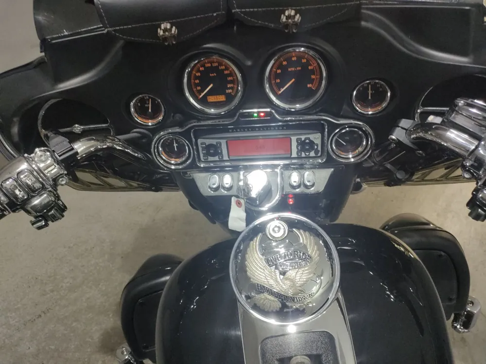 Harley-Davidson FLHTCU1580 2008, чёрный, фото 5