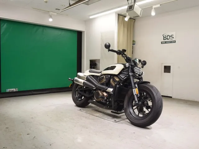 Harley-Davidson RH1250S 2023, белый, фото 3