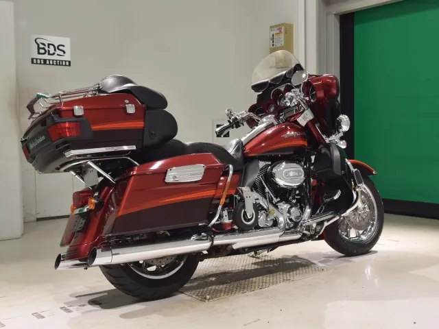 Harley-Davidson FLHTCU1580CVO 2009, красный, фото 5