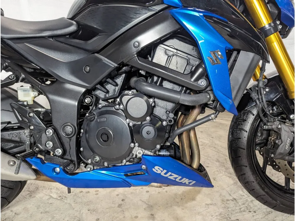 Suzuki GSX-S750 2017, чёрный, синий, фото 5