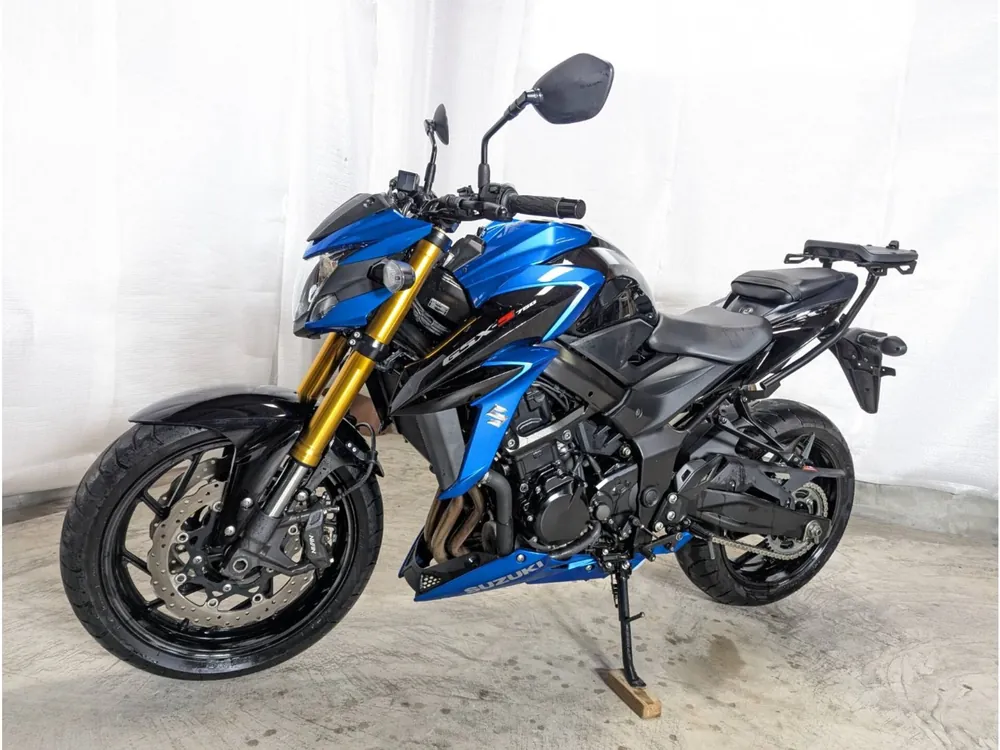 Suzuki GSX-S750 2017, чёрный, синий, фото 6