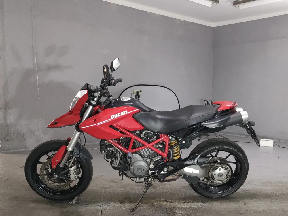 Ducati Hypermotard 796 2010, красный, фото 2