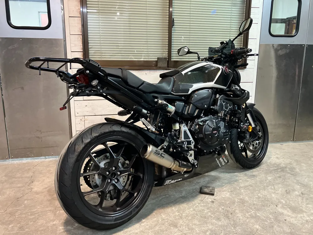 Honda CB1000R 2021, белый, фото 6