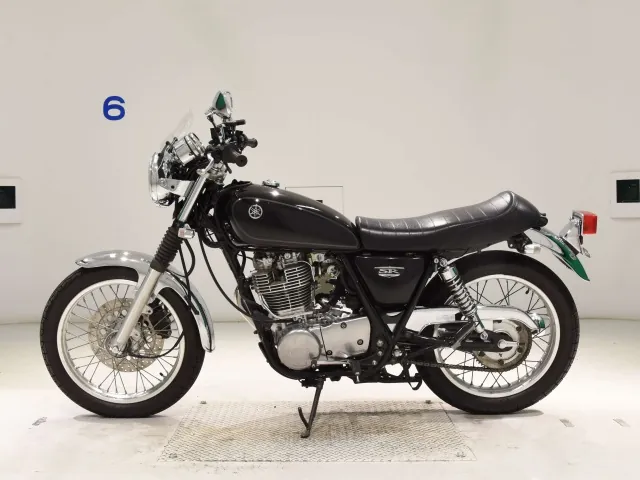 Yamaha SR400 2017, чёрный, фото 2