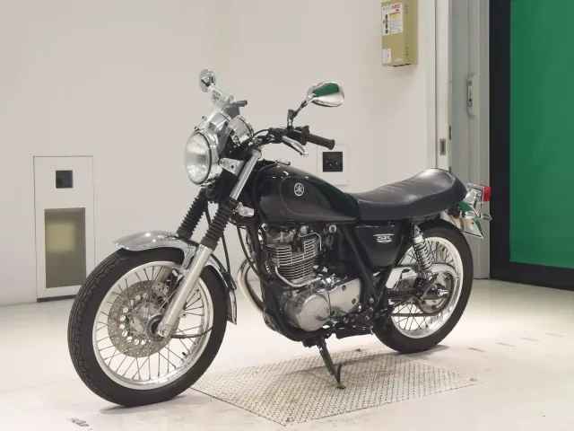 Yamaha SR400 2017, чёрный, фото 4