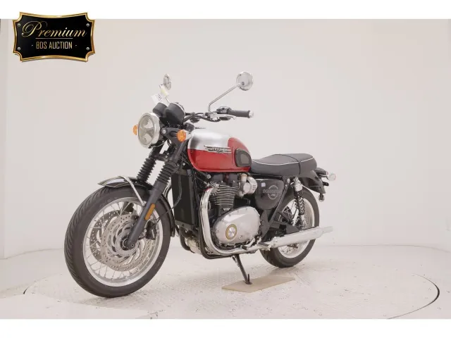 Triumph Bonneville T120 2026, red | silver, фото 4