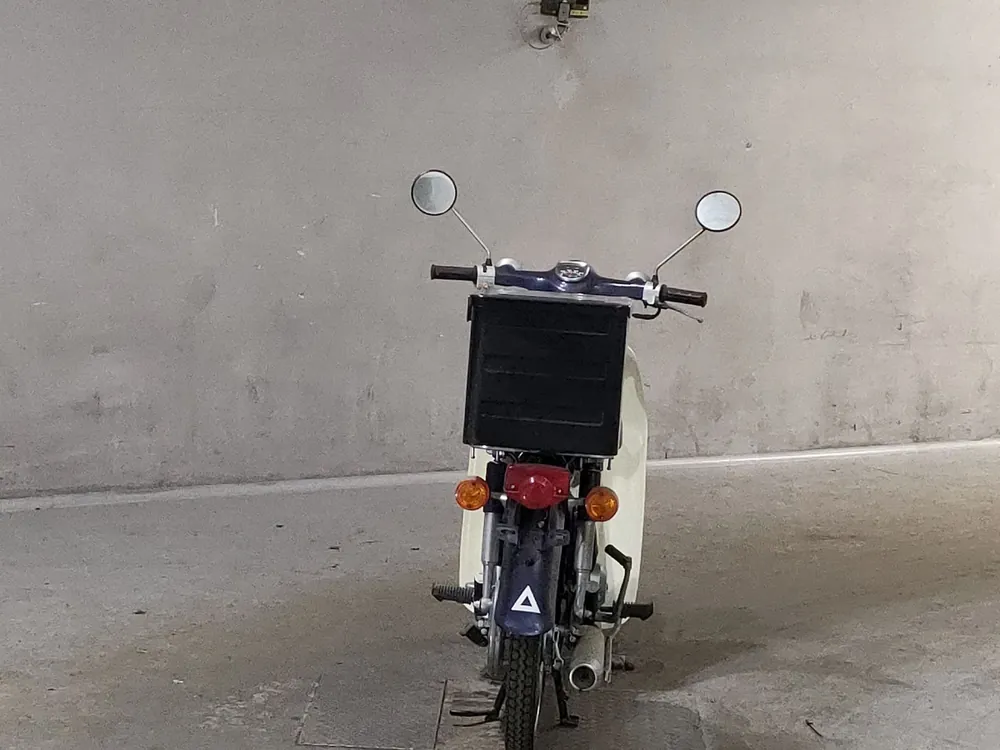 Honda Super Cub, белый, фото 4