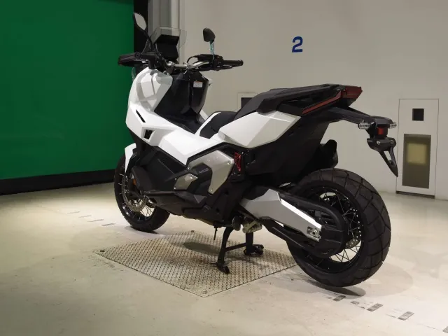 Honda X-ADV750 2025, белый, фото 6