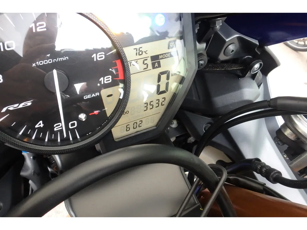 Yamaha 6 2019, чёрный, синий, фото 11