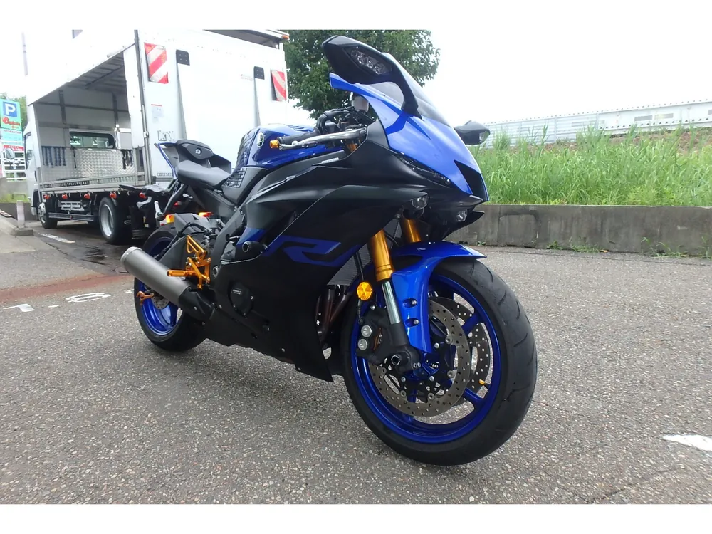 Yamaha 6 2019, чёрный, синий, фото 3