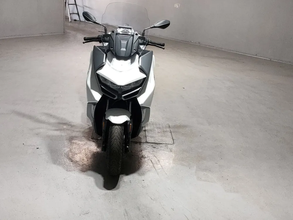 BMW C400Gt 2022, белый, фото 3
