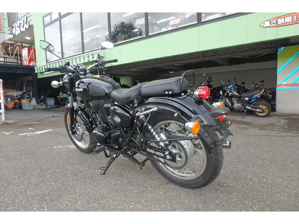 Benelli Imperiale 400 2023, чёрный, фото 12