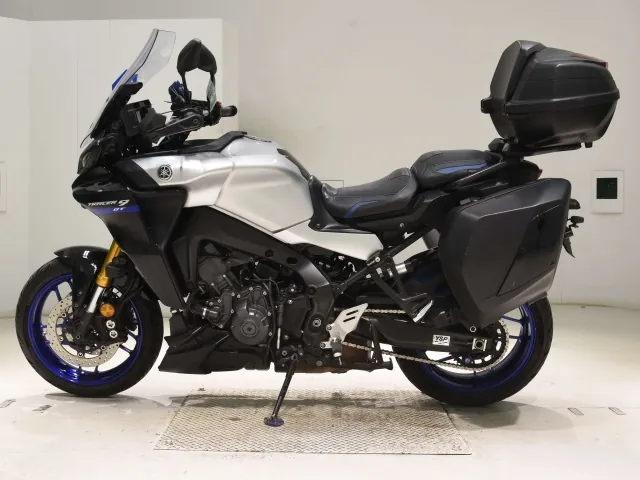 Yamaha Tracer 9 GT 2021, серебристый, фото 2