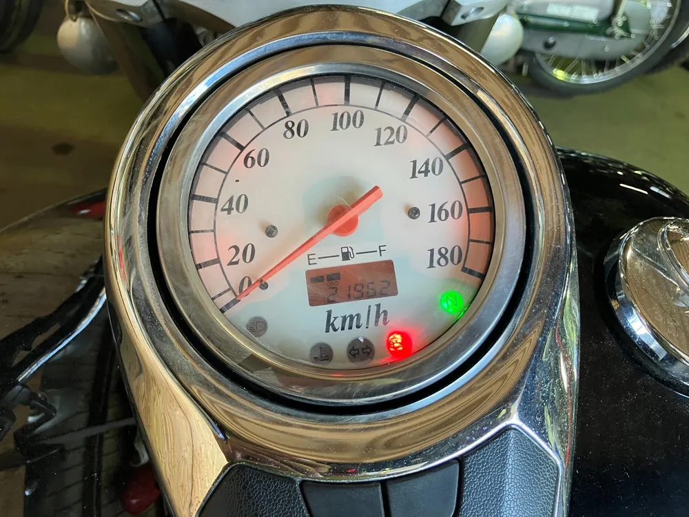 Suzuki Intruder 400 Classic 2007, чёрный, фото 3