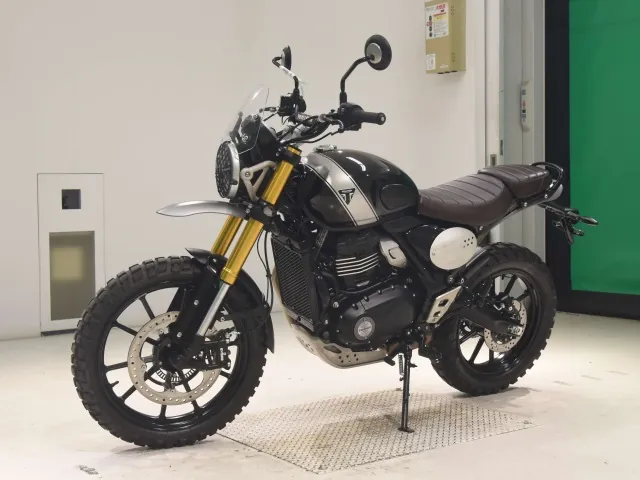 Triumph Scrambler 400 X 2025, black | silver, фото 4