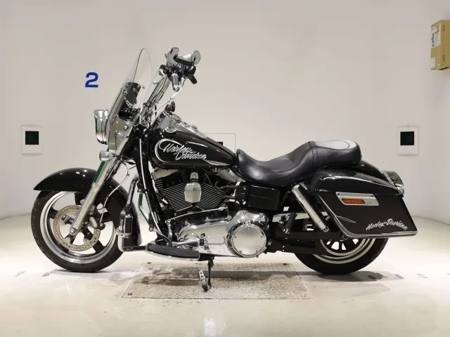 Harley-Davidson FLD1580 2014, чёрный, фото 2