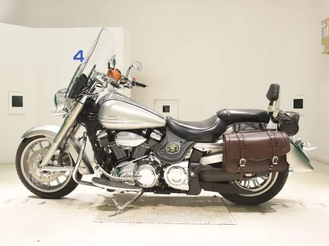 Yamaha XV1900 MIDNIGHT STAR 2009, серебристый, фото 2