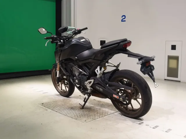 Honda CB125R JC91, matt black, фото 6