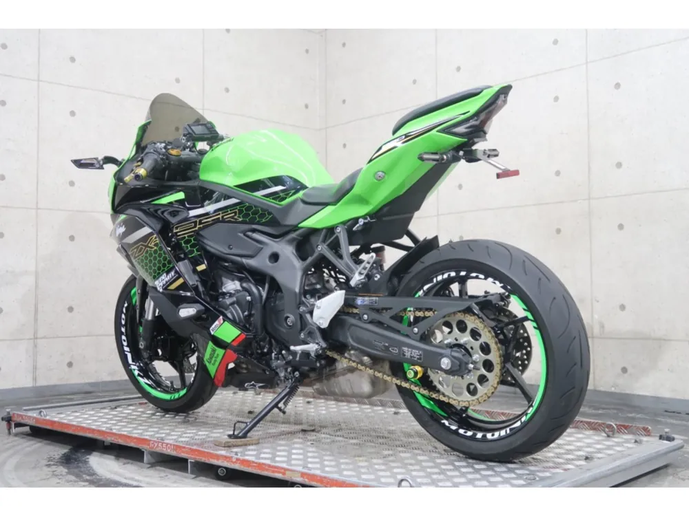 Kawasaki Ninja ZX-25R, lime / black, фото 5
