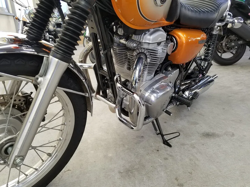 Kawasaki W800 2011, orange / white, фото 6