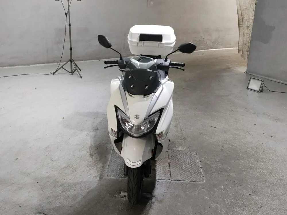 Suzuki Burgman Street 125Ex 2026, белый, фото 3