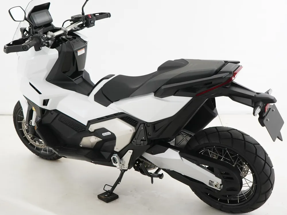 Honda X-ADV750 2026, p white, фото 8