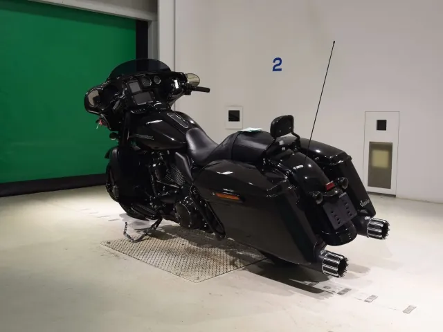 Harley-Davidson FLHXS1750 2018, чёрный, фото 6