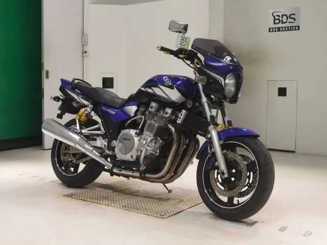 Yamaha SR400 2016, black | blue, фото 3