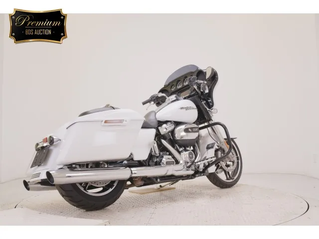 Harley-Davidson FLHXS1750 2017, белый, фото 5