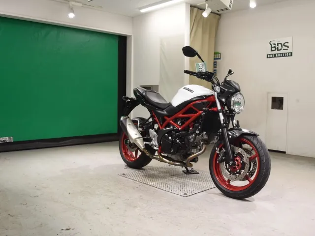 Suzuki SV650 2021, white | black, фото 3