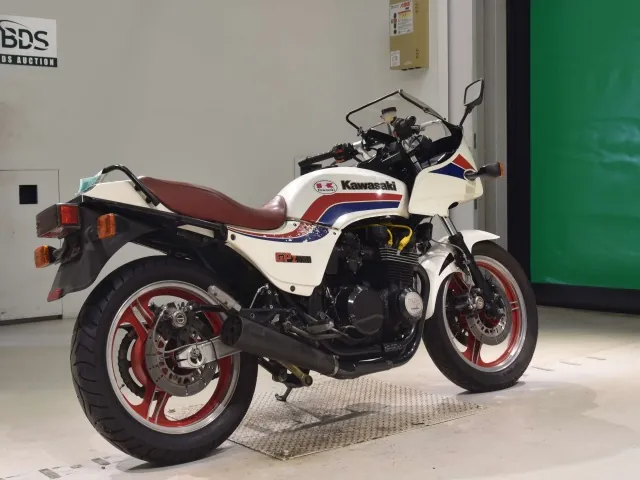 Kawasaki GPZ750, white | red | blue, фото 5