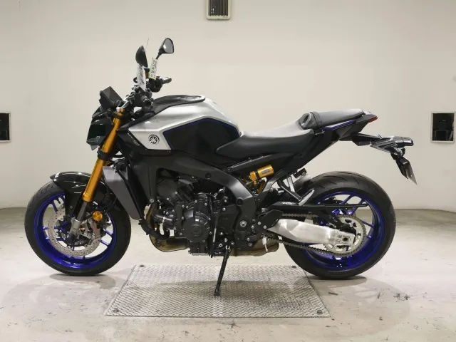 Yamaha Mt-09-2Sp 2026, чёрный, серебристый, фото 2
