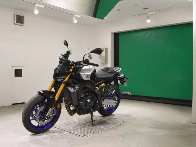 Yamaha Mt-09-2Sp 2026, чёрный, серебристый, фото 4