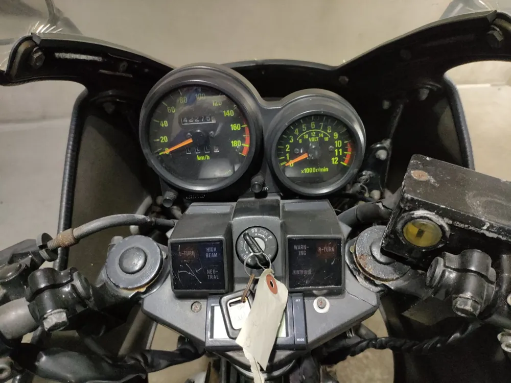 Kawasaki GPZ750 1983, серый, синий, фото 5