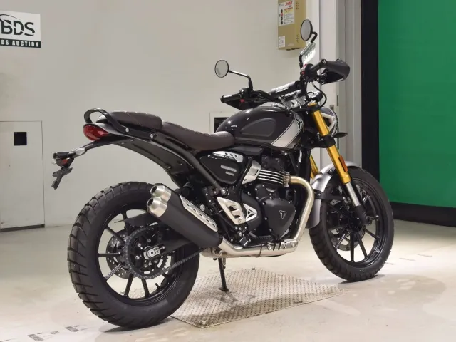 Triumph Scrambler 400 X 2026, black | silver, фото 5