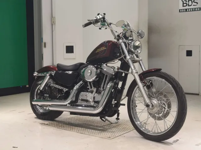 Harley-Davidson XL1200V 2013, красный, чёрный, фото 3