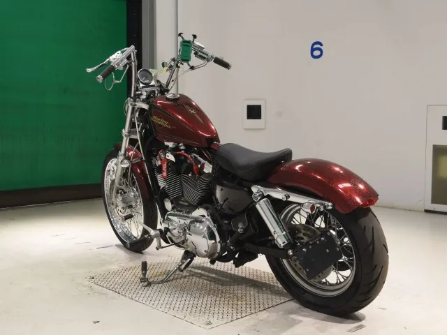 Harley-Davidson XL1200V 2013, красный, чёрный, фото 6