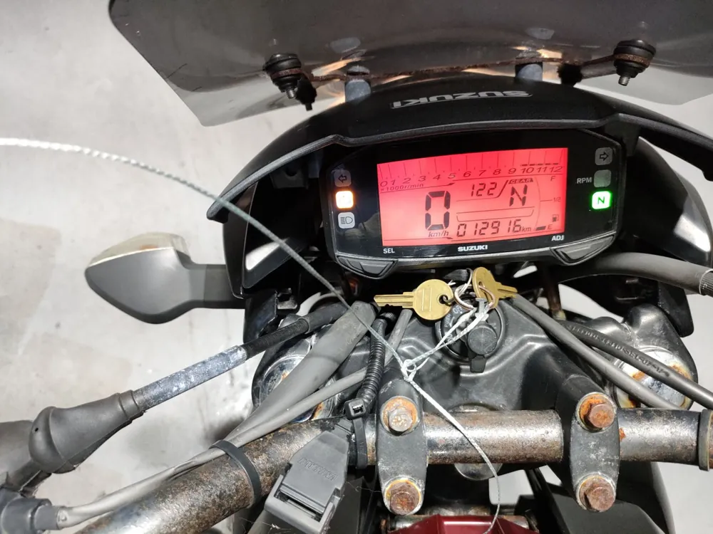 Suzuki Gixxer 150, black/red, фото 5