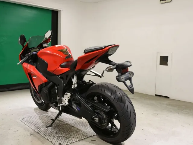 Honda CBR1000RR 2012, красный, фото 6