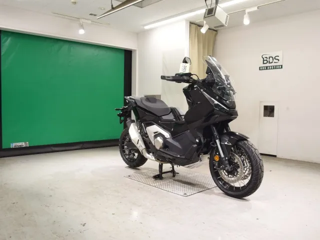 Honda X-ADV750 2026, чёрный, фото 3