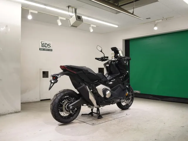 Honda X-ADV750 2026, чёрный, фото 5