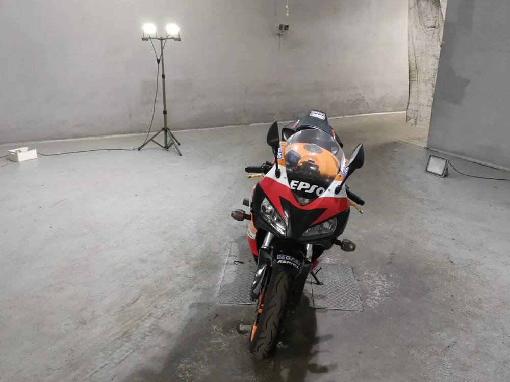 Honda CBR1000RR 2007, чёрный, оранжевый, фото 3