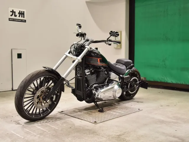 Harley-Davidson FXBR1920 2024, чёрный, фото 4